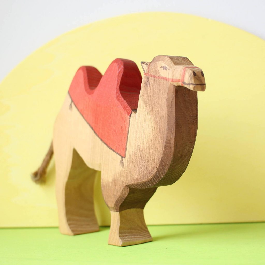 Ostheimer Camel with red Saddle